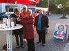 vorne Inge Howe, hinten von links, Gisela Kaase, Karl Hermann Hottel und Andreas Below